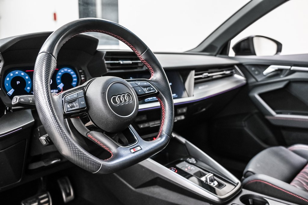 2022 Audi S3 Sedan PROGRESSIV BLACK OPTIC RED CALIPER in Laval, Quebec - 8 - w1024h768px