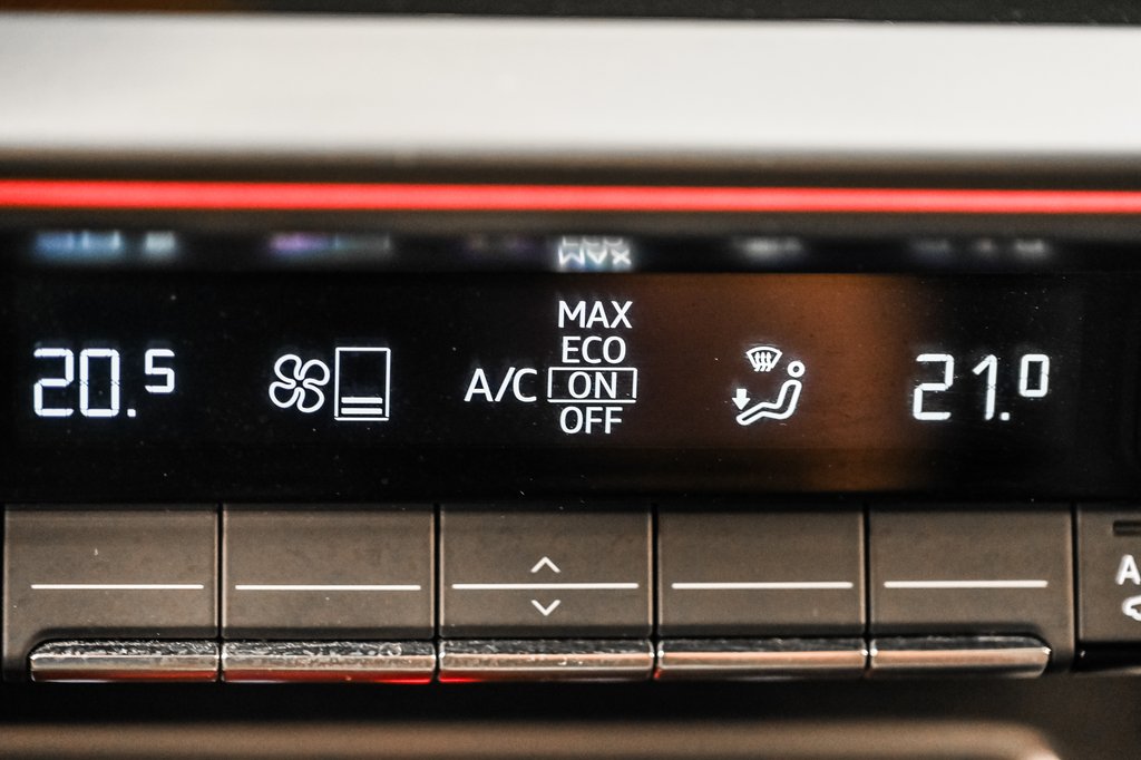 2022 Audi S3 Sedan PROGRESSIV BLACK OPTIC RED CALIPER in Laval, Quebec - 15 - w1024h768px