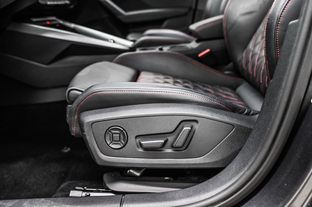 2022 Audi S3 Sedan PROGRESSIV BLACK OPTIC RED CALIPER in Laval, Quebec - 9 - w1024h768px