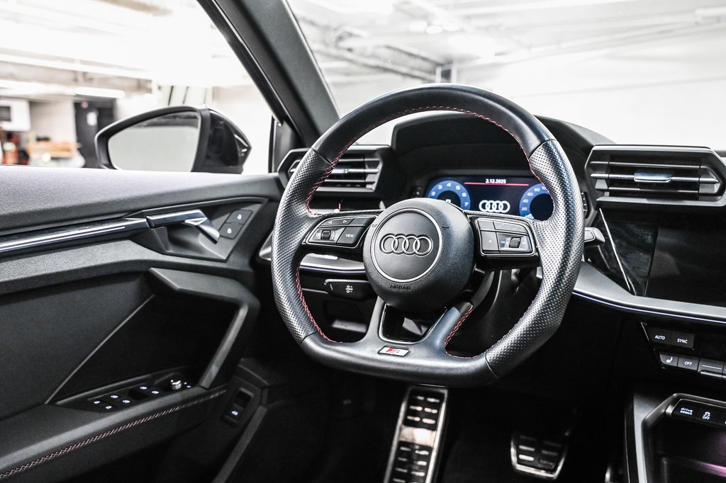 2022 Audi S3 Sedan PROGRESSIV BLACK OPTIC RED CALIPER in Laval, Quebec - 19 - w1024h768px