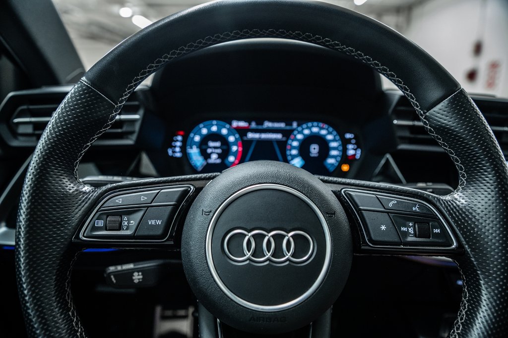 2022 Audi S3 PROGRESSIV BLACK OPTIC ADV HANGLING PKG in Laval, Quebec - 15 - w1024h768px