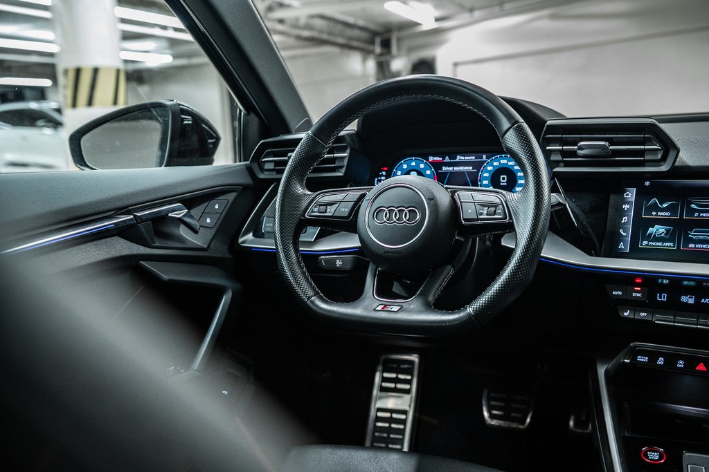 2022 Audi S3 PROGRESSIV BLACK OPTIC ADV HANGLING PKG in Laval, Quebec - 27 - w1024h768px