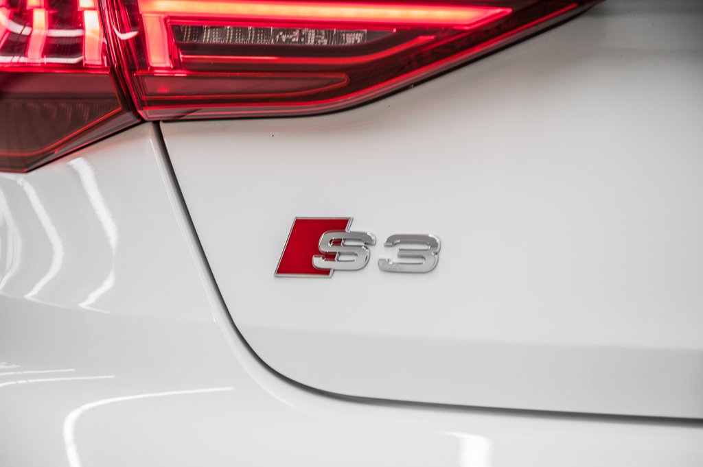 2023 Audi S3 SEDAN KOMFORT TECH PKG PHONE BOX in Laval, Quebec - 9 - w1024h768px