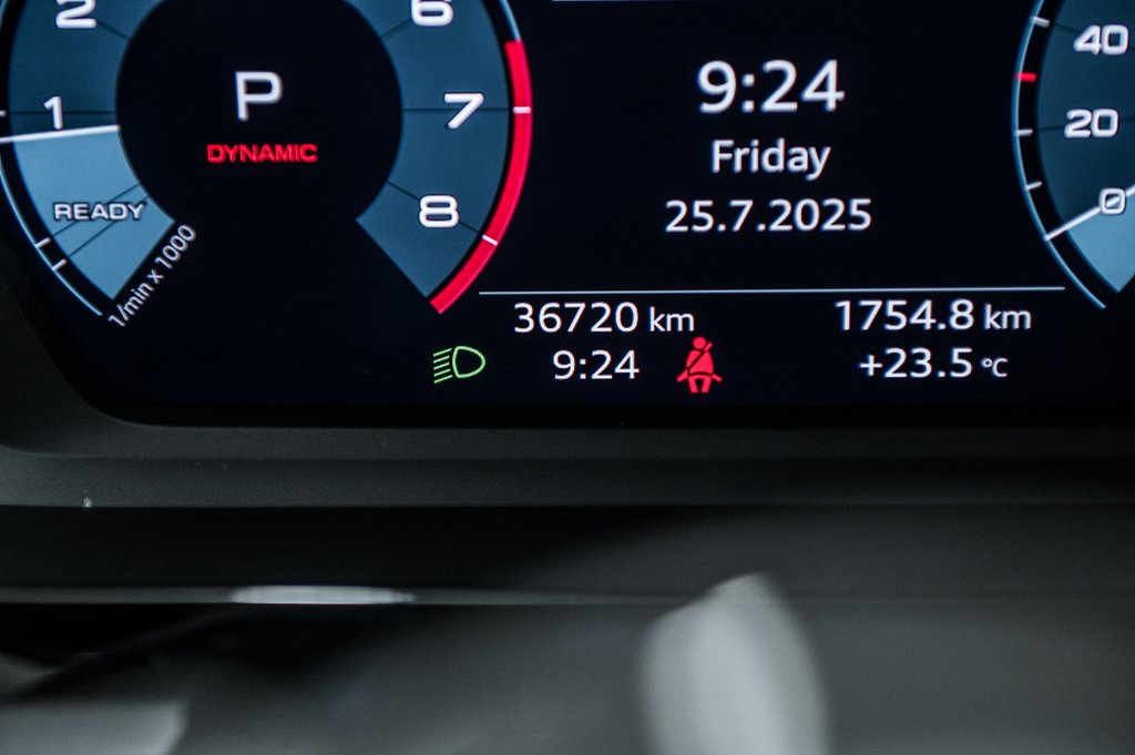 2023 Audi S3 SEDAN KOMFORT TECH PKG PHONE BOX in Laval, Quebec - 17 - w1024h768px