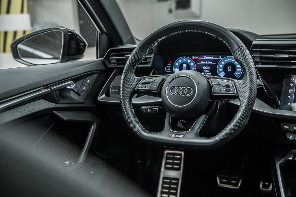 2023 Audi S3 SEDAN KOMFORT TECH PKG PHONE BOX in Laval, Quebec - 27 - w1024h768px