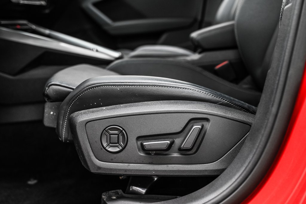2023 Audi S3 Sedan KOMFORT QUATTRO RED CALIPER in Laval, Quebec - 10 - w1024h768px