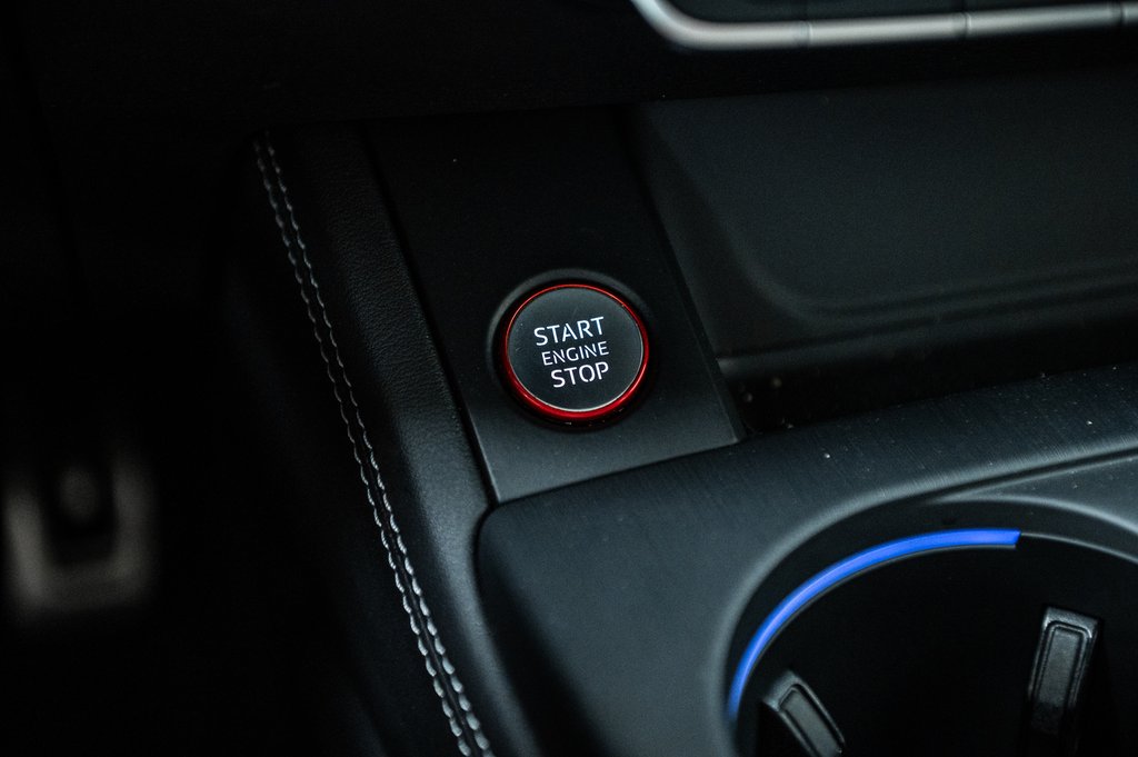 Audi S4 TECHNIK SPORT DIFF CARBON INLAY 2018 à Laval, Québec - 25 - w1024h768px