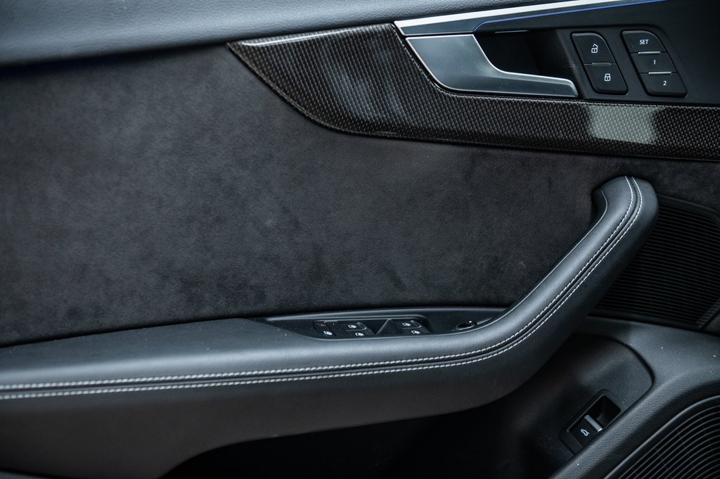 Audi S4 TECHNIK SPORT DIFF CARBON INLAY 2018 à Laval, Québec - 12 - w1024h768px
