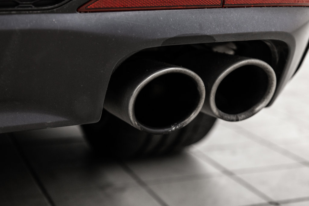 2021  S4 SEDAN TECHNIK BLACK PKG SPORT EXHAUST in Laval, Quebec - 11 - w1024h768px