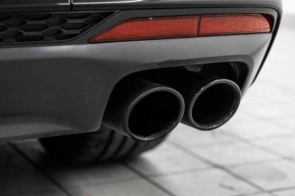 2023  S4 SEDAN TECHNIK SPORT EXHAUST BLACK PKG in Laval, Quebec - 11 - w1024h768px