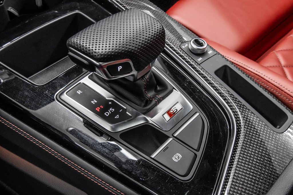 2024 Audi S4 SEDAN TECHNIK CARBON INLAYS, 19PCS FLAG DESIGN, RED CALI in Laval, Quebec - 30 - w1024h768px