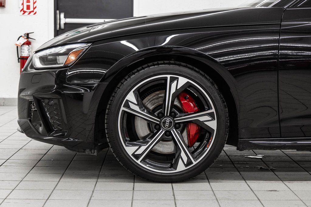 2024 Audi S4 SEDAN TECHNIK CARBON INLAYS, 19PCS FLAG DESIGN, RED CALI in Laval, Quebec - 9 - w1024h768px