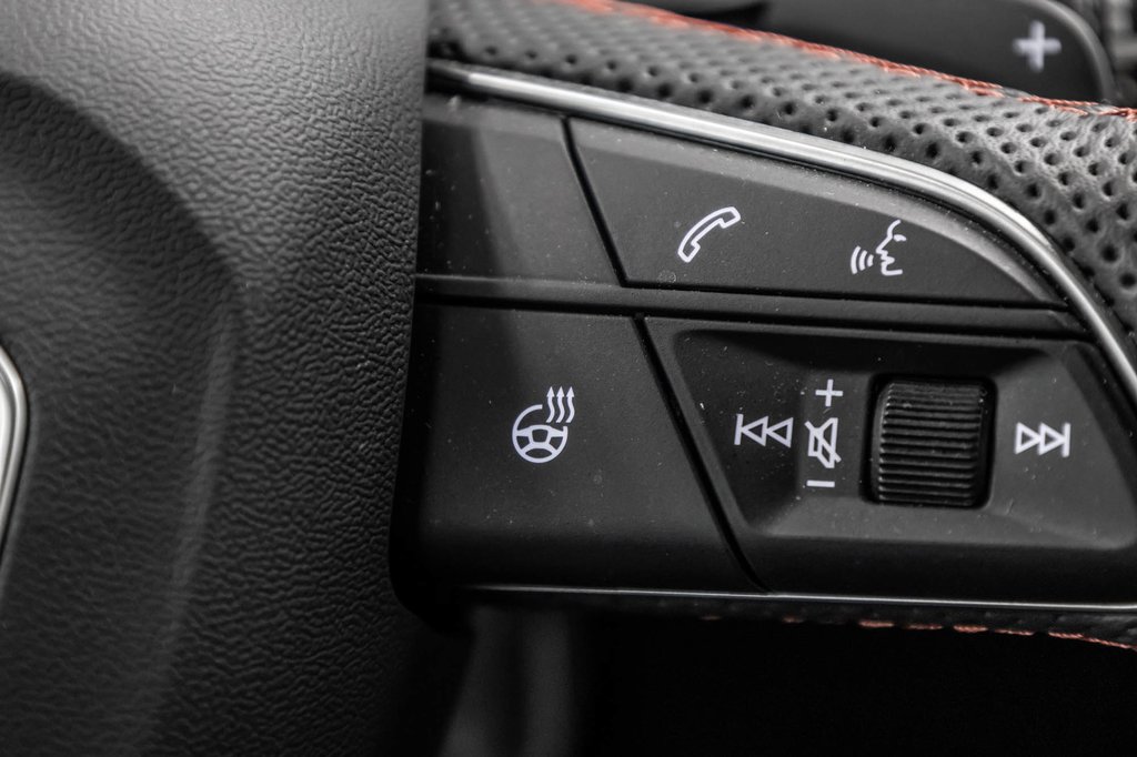 2024 Audi S4 SEDAN TECHNIK CARBON INLAYS, 19PCS FLAG DESIGN, RED CALI in Laval, Quebec - 22 - w1024h768px