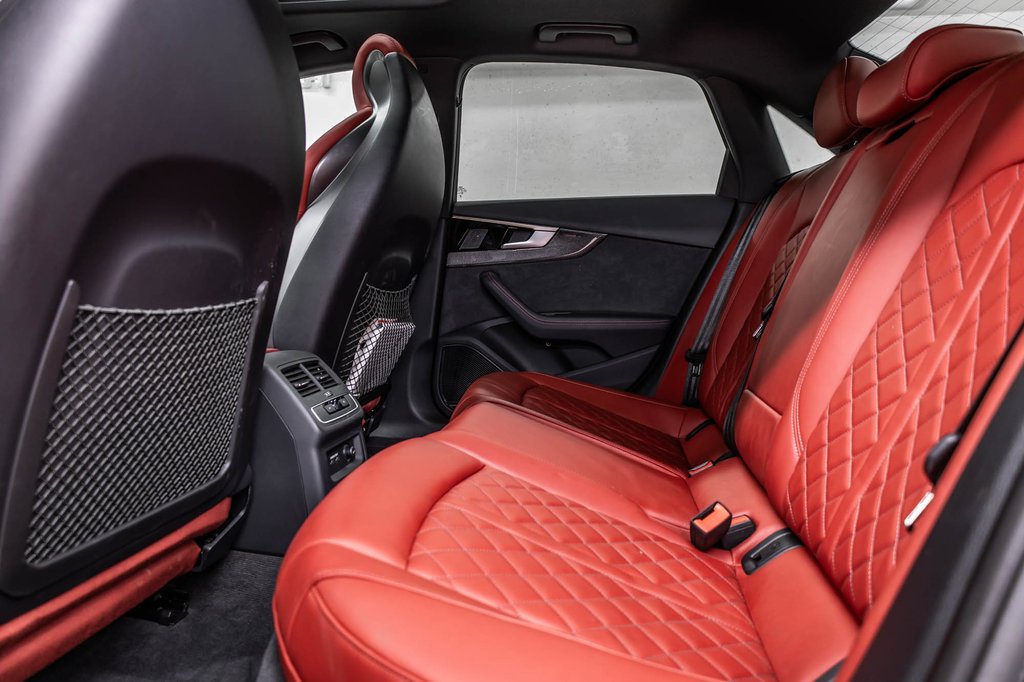 2024 Audi S4 SEDAN TECHNIK CARBON INLAYS, 19PCS FLAG DESIGN, RED CALI in Laval, Quebec - 36 - w1024h768px