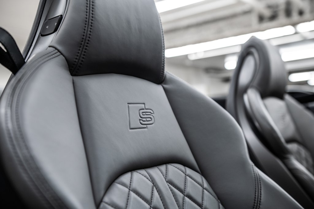Audi S5 Cabriolet TECHNIK CARBON TETE HAUTE 2022 à Laval, Québec - 32 - w1024h768px