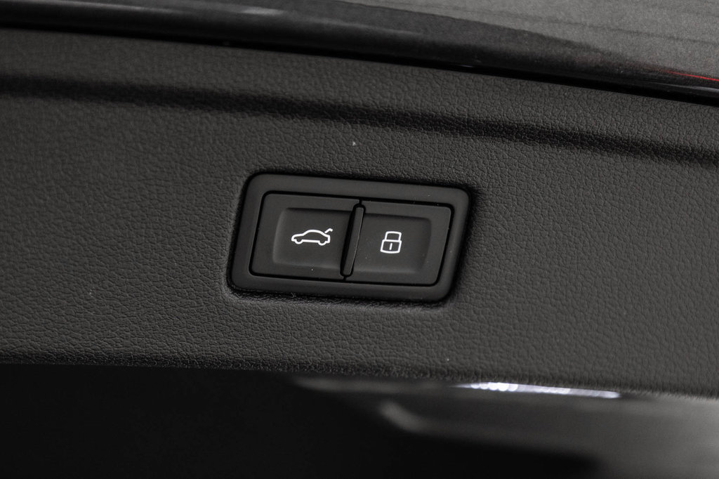 2022 Audi S5 Sportback TECHNIK BLACK OPTIC CARBON in Laval, Quebec - 12 - w1024h768px