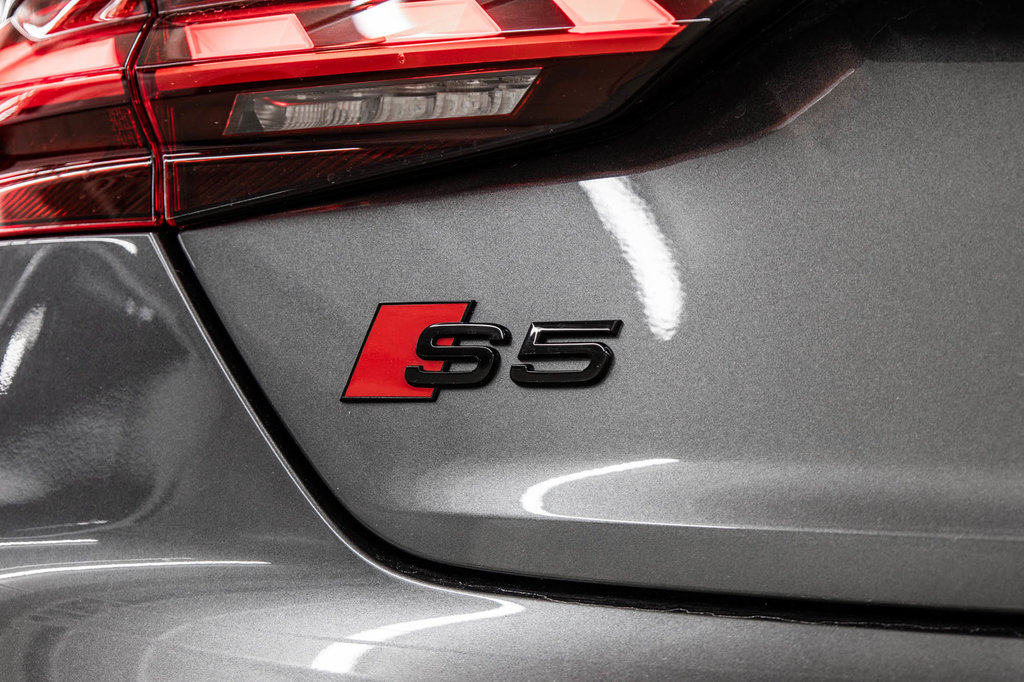 2022 Audi S5 Sportback TECHNIK BLACK OPTIC CARBON in Laval, Quebec - 9 - w1024h768px