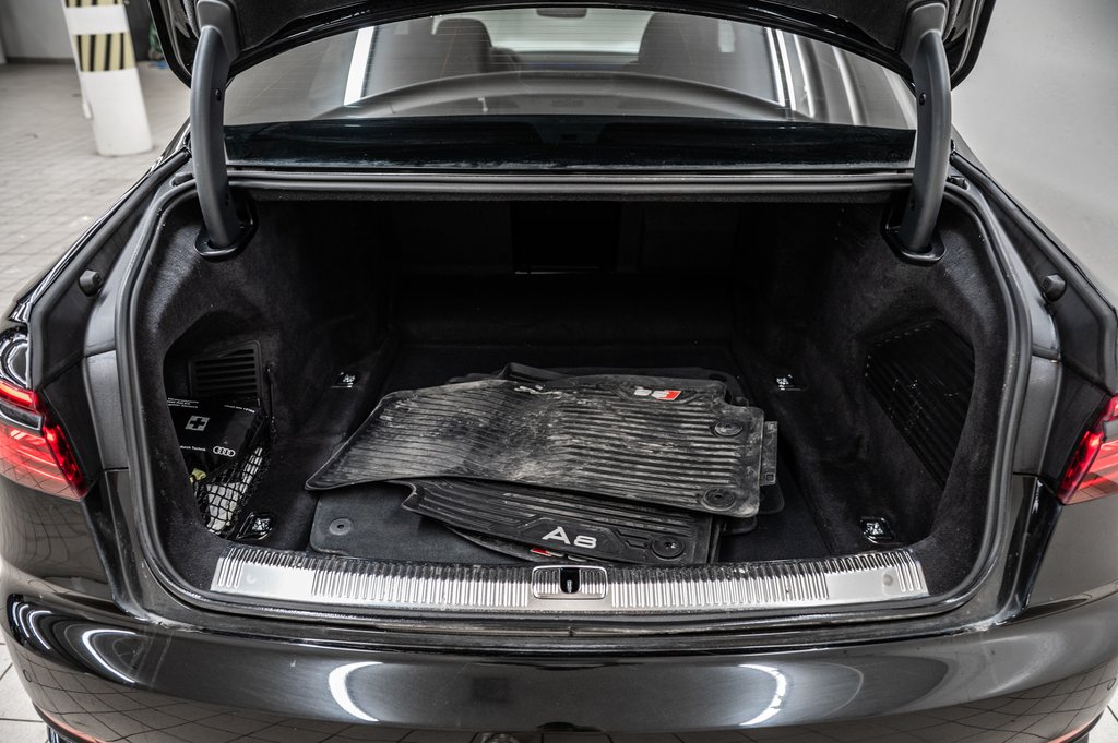 2025 Audi S8 BLACK OPTIC TAXE DELUXE INCLUSE in Laval, Quebec - 10 - w1024h768px