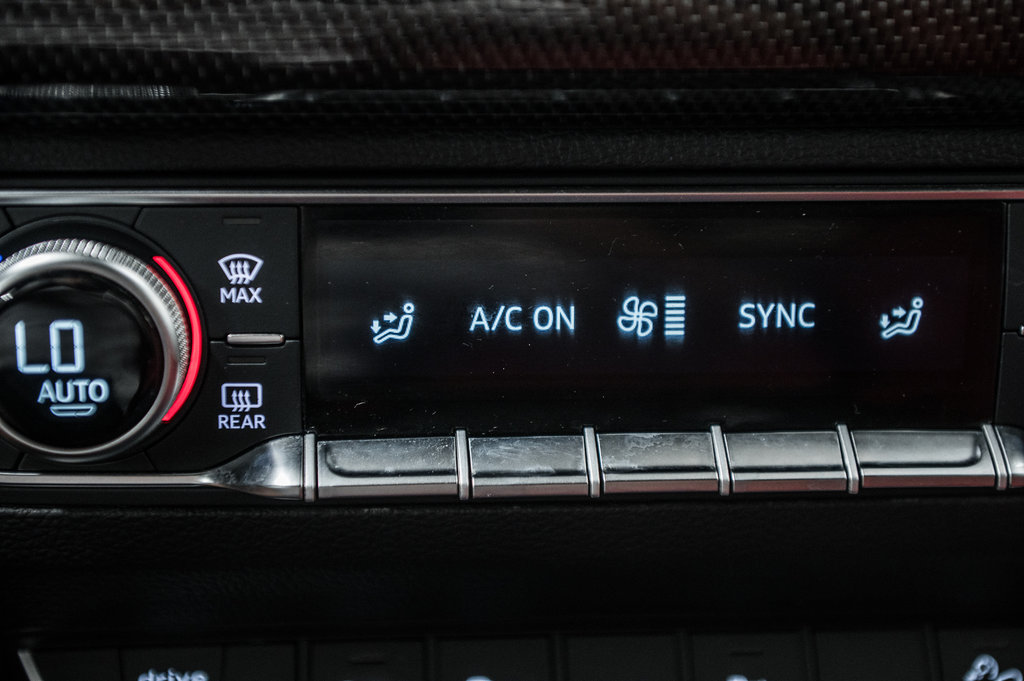 2022 Audi SQ5 Sportback PROGRESSIV BLACK OPTIC CARBON in Laval, Quebec - 23 - w1024h768px