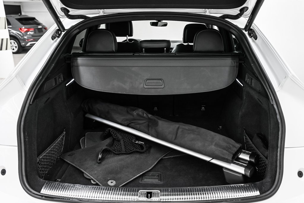 2022 Audi SQ5 Sportback TECHNIK BLACK PKG 21 PCS in Laval, Quebec - 9 - w1024h768px
