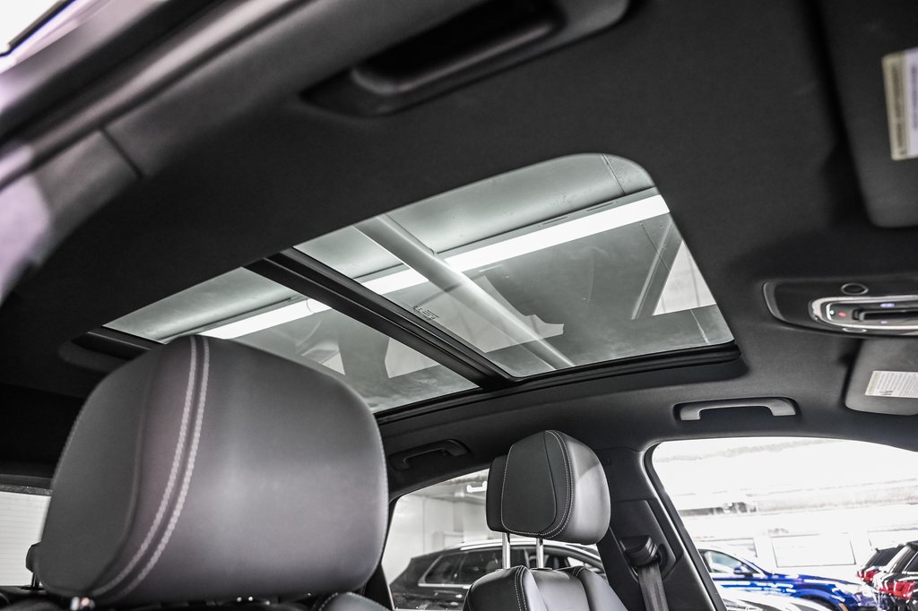 2022 Audi SQ5 Sportback TECHNIK BLACK PKG 21 PCS in Laval, Quebec - 27 - w1024h768px