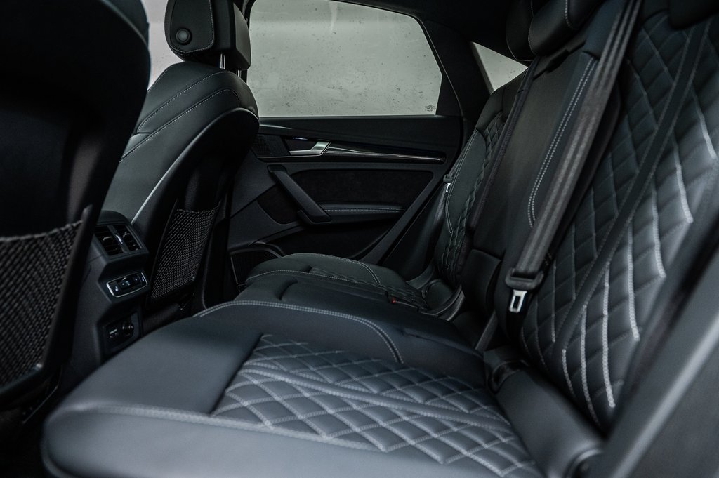 2024 Audi SQ5 Sportback TECHNIK BLACK PKG 21 PCS in Laval, Quebec - 28 - w1024h768px