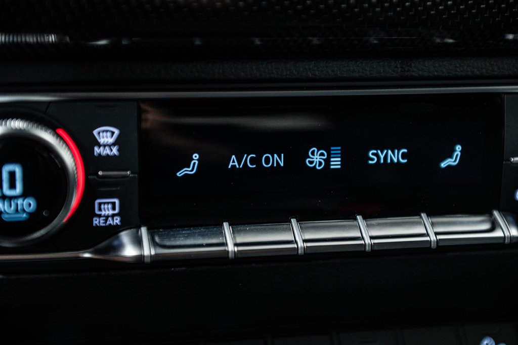 2024 Audi SQ5 Sportback TECHNIK BLACK PKG 21 PCS in Laval, Quebec - 24 - w1024h768px