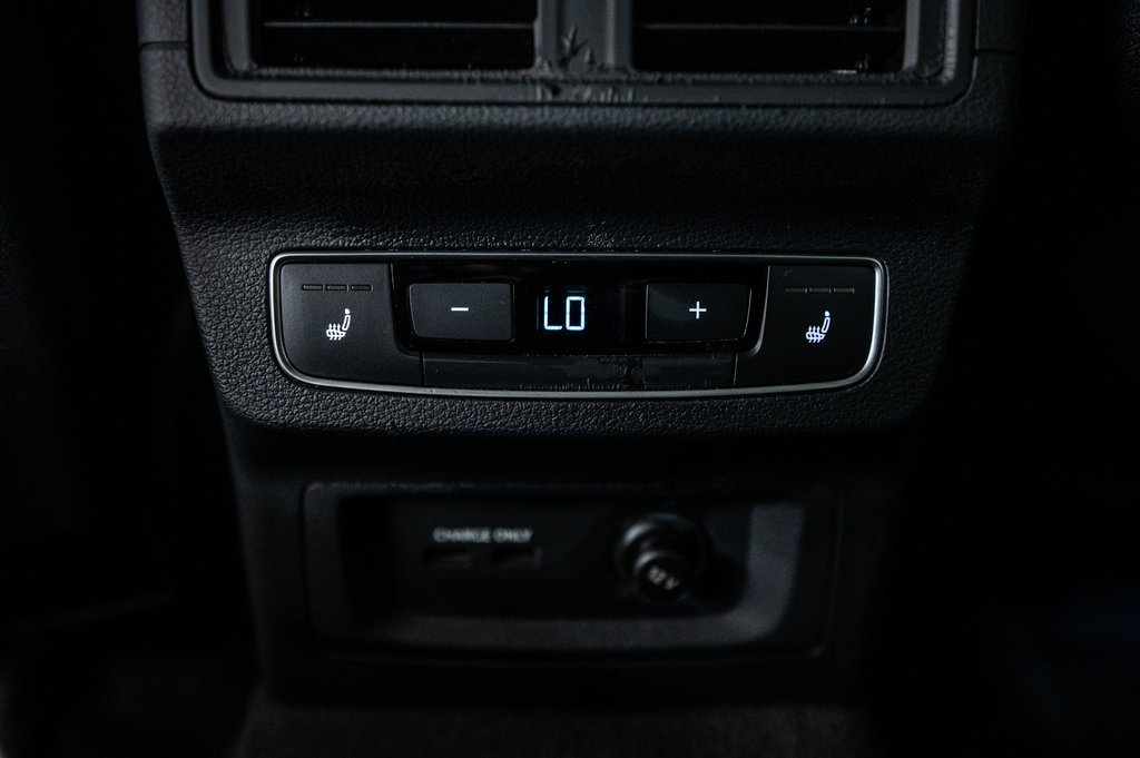 2024 Audi SQ5 Sportback TECHNIK BLACK PKG 21 PCS in Laval, Quebec - 29 - w1024h768px