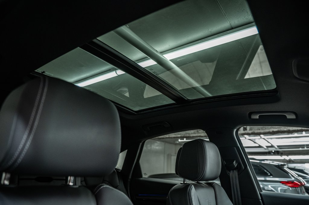 2024 Audi SQ5 Sportback TECHNIK BLACK PKG 21 PCS in Laval, Quebec - 35 - w1024h768px