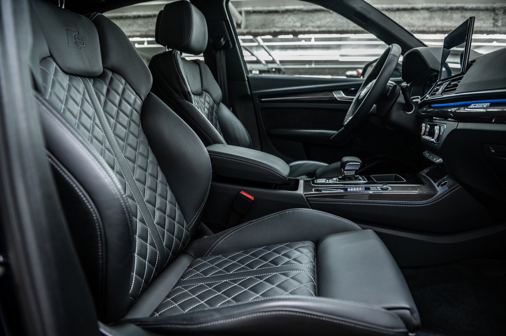 2024 Audi SQ5 Sportback TECHNIK BLACK PKG 21 PCS in Laval, Quebec - 34 - w1024h768px
