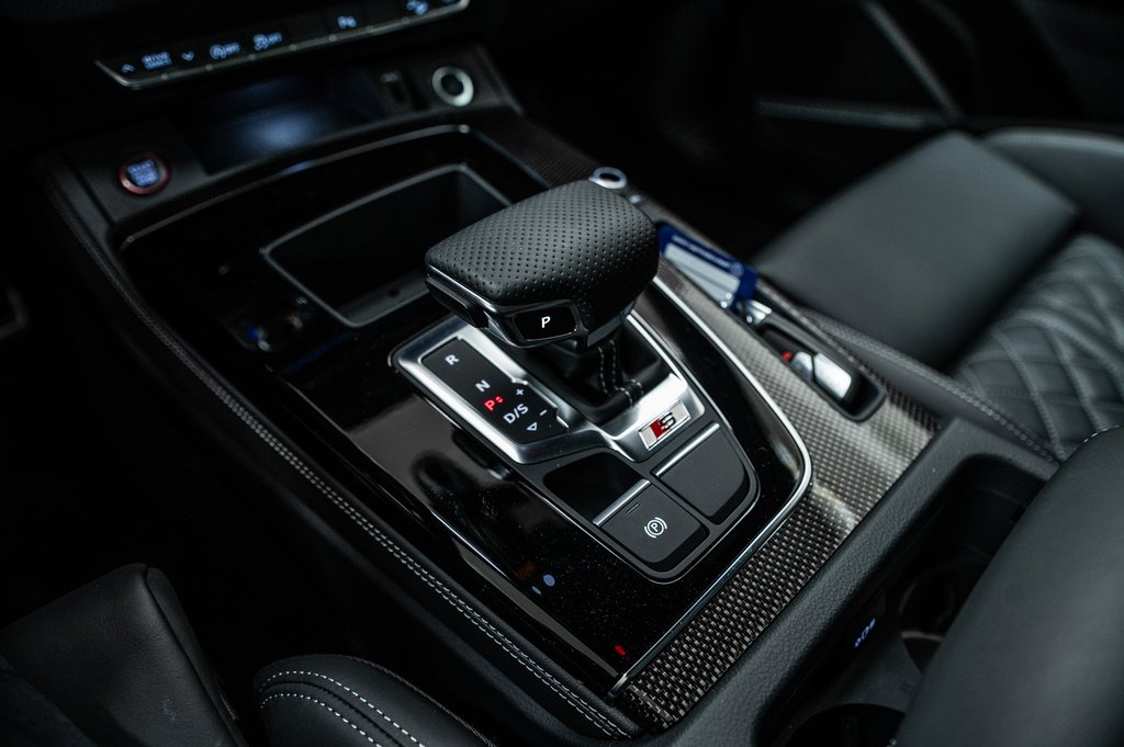 2024 Audi SQ5 Sportback TECHNIK BLACK PKG 21 PCS in Laval, Quebec - 27 - w1024h768px