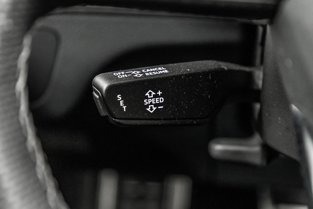Audi SQ5 PROGRESSIV BLACK OPTIC CONFORT INTERIOR 2022 à Laval, Québec - 22 - w1024h768px