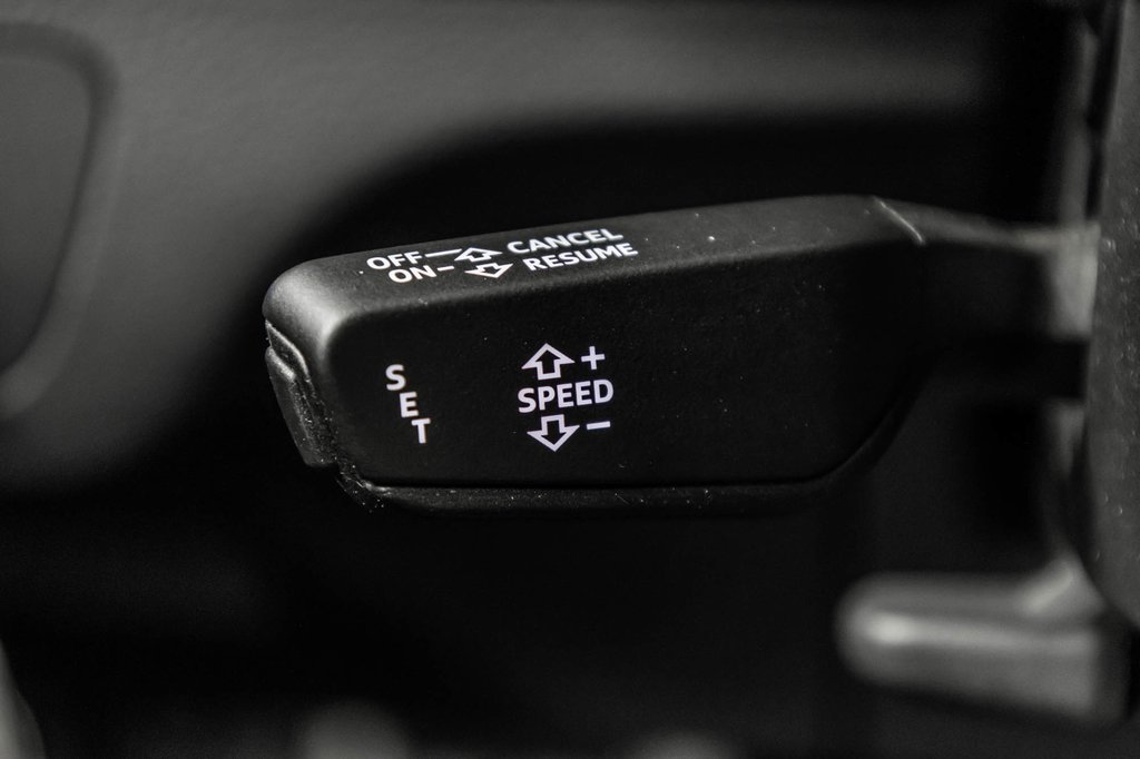 Audi SQ5 PROGRESSIV BLACK OPTIC SPORT EXHAUST 21 PCS 2022 à Laval, Québec - 22 - w1024h768px