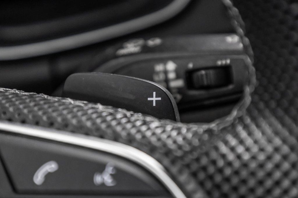 Audi SQ5 PROGRESSIV BLACK OPTIC SPORT EXHAUST 21 PCS 2022 à Laval, Québec - 20 - w1024h768px