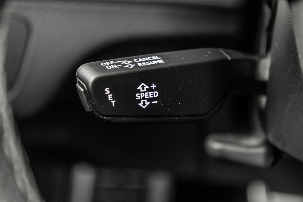 Audi SQ5 PROGRESSIV BLACK PKG 21 PCS 2022 à Laval, Québec - 23 - w1024h768px