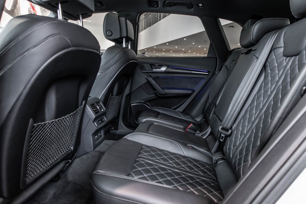 Audi SQ5 PROGRESSIV BLACK PKG CARBON 21 PCS 2023 à Laval, Québec - 33 - w1024h768px