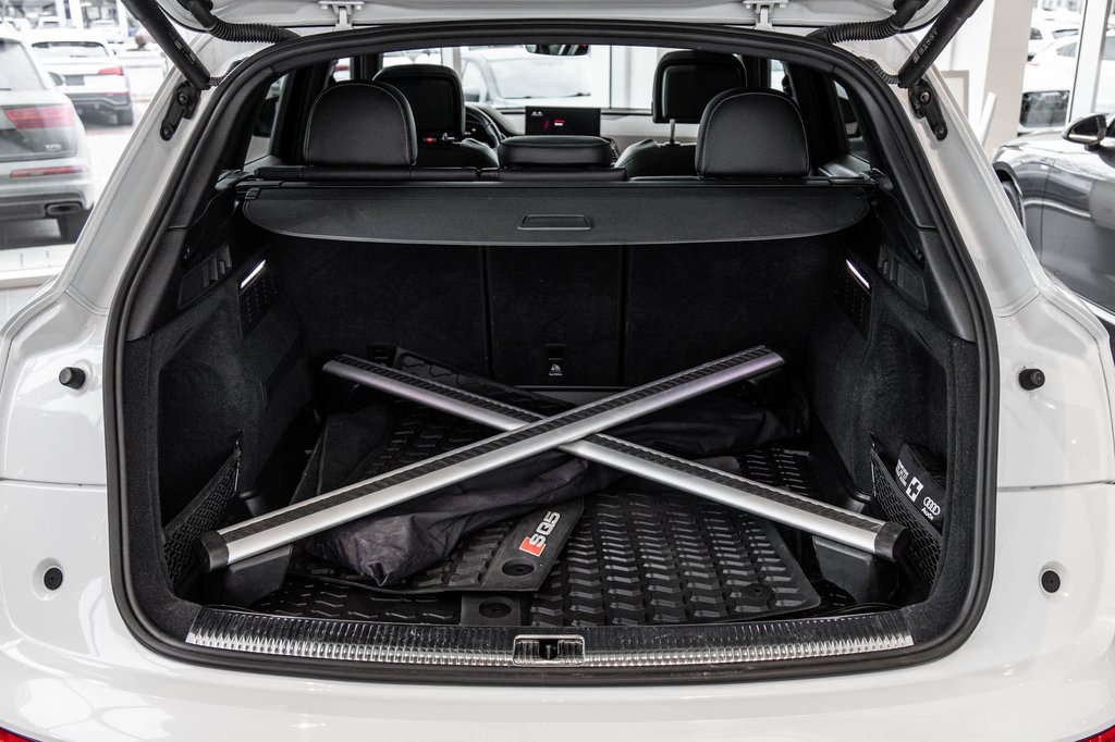 Audi SQ5 PROGRESSIV BLACK PKG CARBON 21 PCS 2023 à Laval, Québec - 10 - w1024h768px
