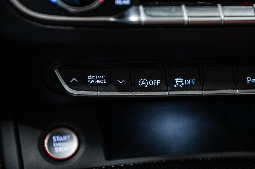 2023 Audi SQ5 PROGRESSIV BLACK OPTIC CARBON in Laval, Quebec - 24 - w1024h768px