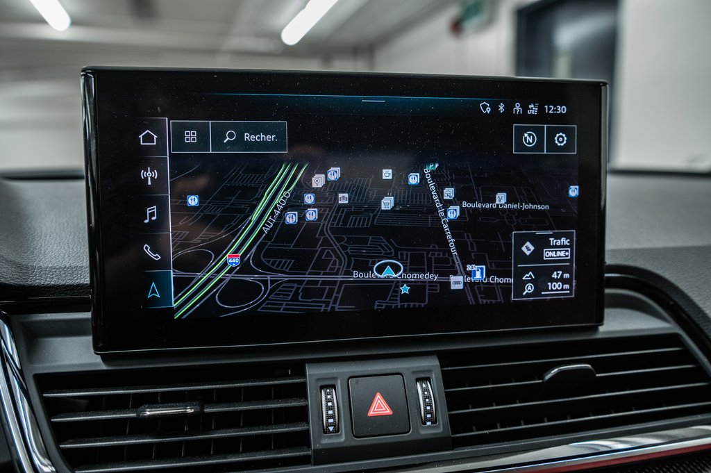 2023 Audi SQ5 TECHNIK BLACK OPTIC CARBON 21 PCS in Laval, Quebec - 27 - w1024h768px