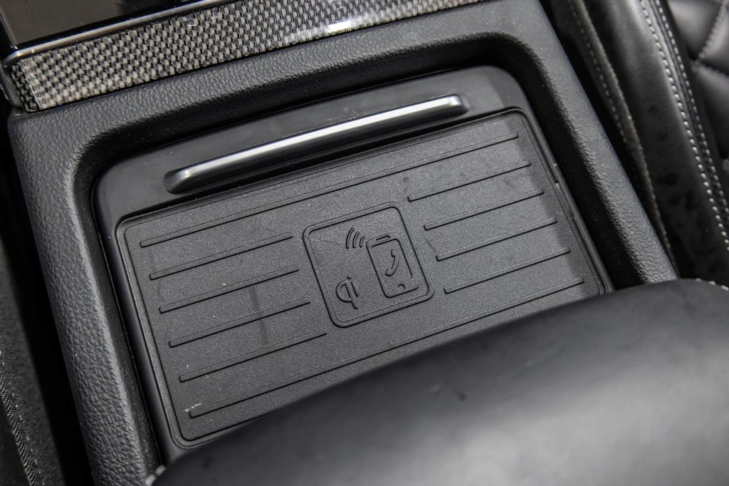 Audi SQ5 PROGRESSIV BLACK PKG CARBON MIRROR 21 PCS 2023 à Laval, Québec - 27 - w1024h768px