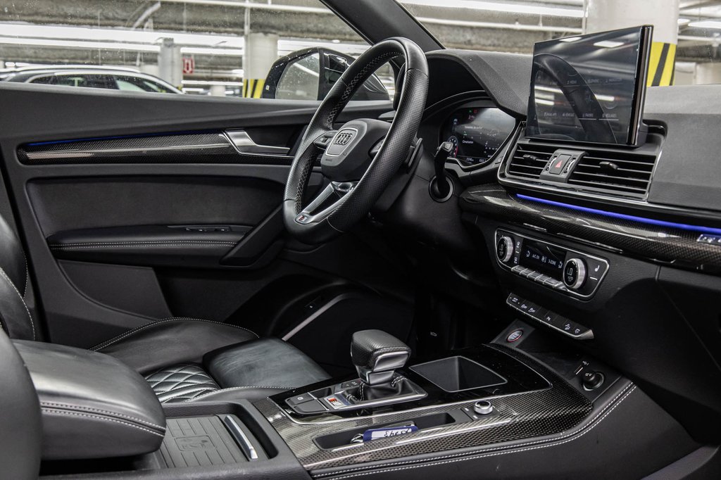 Audi SQ5 PROGRESSIV BLACK PKG CARBON MIRROR 21 PCS 2023 à Laval, Québec - 35 - w1024h768px