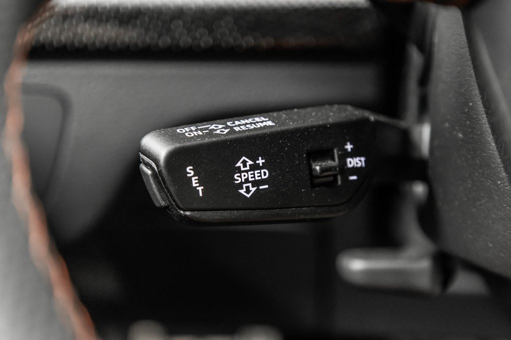 Audi SQ5 Progressiv TOIT PANO | CUIR ROUGE | CARPLAY | ++ 2024 à Laval, Québec - 23 - w1024h768px