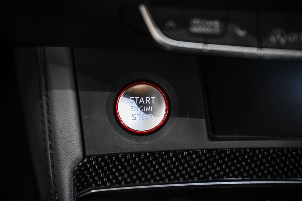 Audi SQ5 PROGRESSIV SPORT EXHAUST CARBON 21 PCS 2025 à Laval, Québec - 16 - w1024h768px