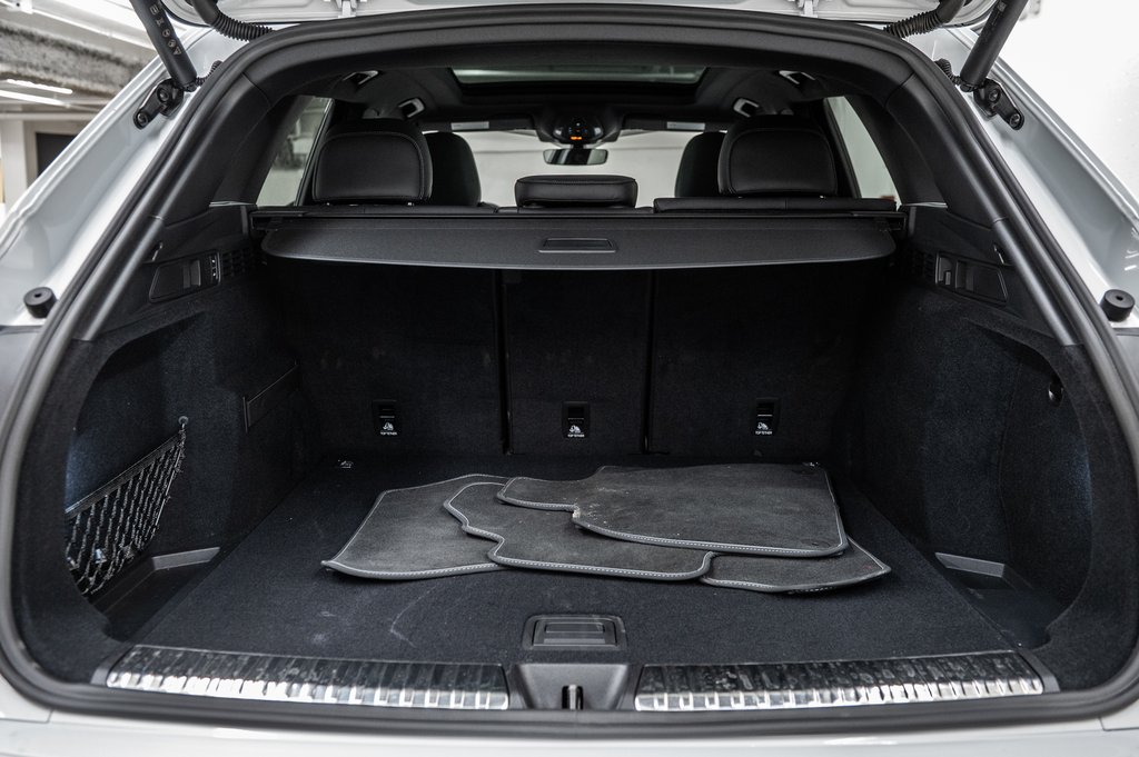 Audi SQ5 NEW SQ5 TECHNIK BLACK OPTIC HITCH 2025 à Laval, Québec - 10 - w1024h768px