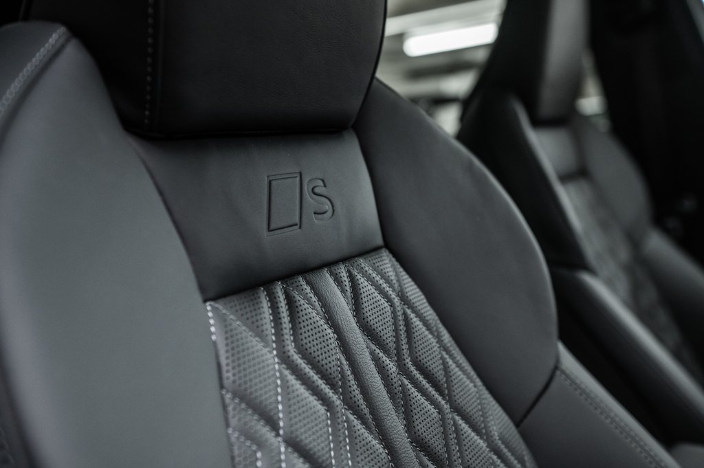 Audi SQ5 NEW SQ5 TECHNIK BLACK OPTIC HITCH 2025 à Laval, Québec - 36 - w1024h768px