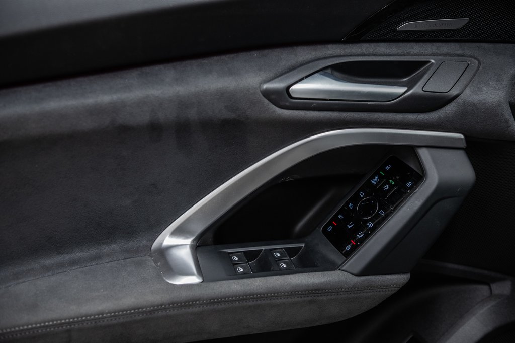 Audi SQ5 NEW SQ5 TECHNIK BLACK OPTIC HITCH 2025 à Laval, Québec - 12 - w1024h768px