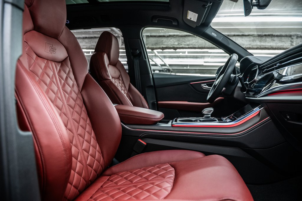 2025 Audi SQ7 BLACK PKG PREMIUM PKG 22 PCS in Laval, Quebec - 34 - w1024h768px