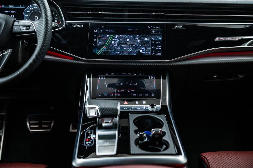 2025 Audi SQ7 BLACK PKG PREMIUM PKG 22 PCS in Laval, Quebec - 32 - w1024h768px