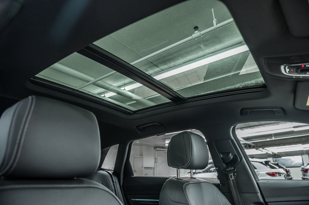 2024 Audi SQ8 e-tron in Laval, Quebec - 32 - w1024h768px