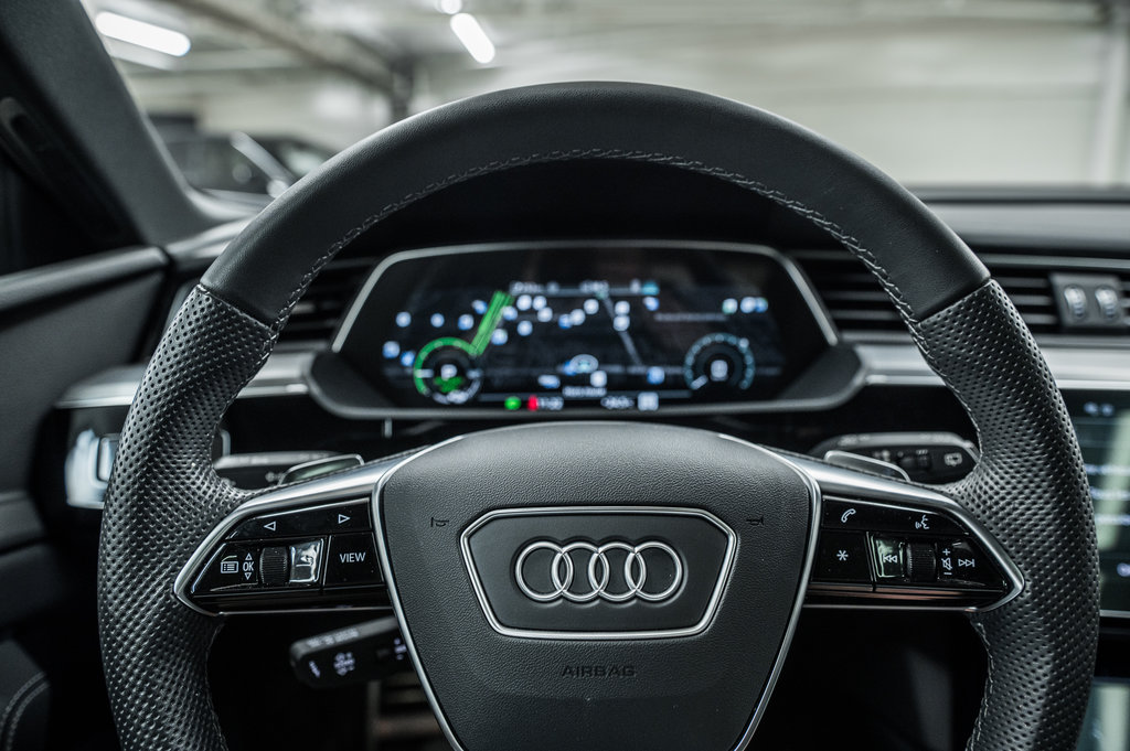2024 Audi SQ8 e-tron in Laval, Quebec - 16 - w1024h768px